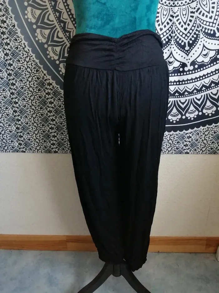 Pantalon fluide noir avec lien à nouer / sans marque / (TU) - photo numéro 4