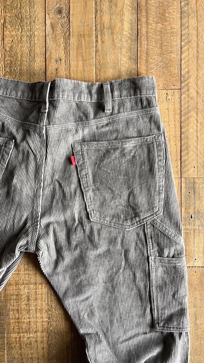 Pantalon velours gris Levi’s - photo numéro 5