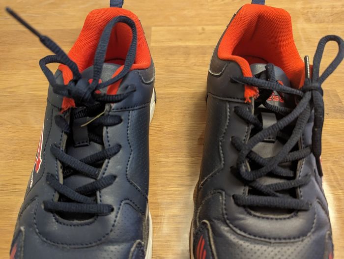 Chaussures garçon pointure 39 Airness très bon état - photo numéro 5