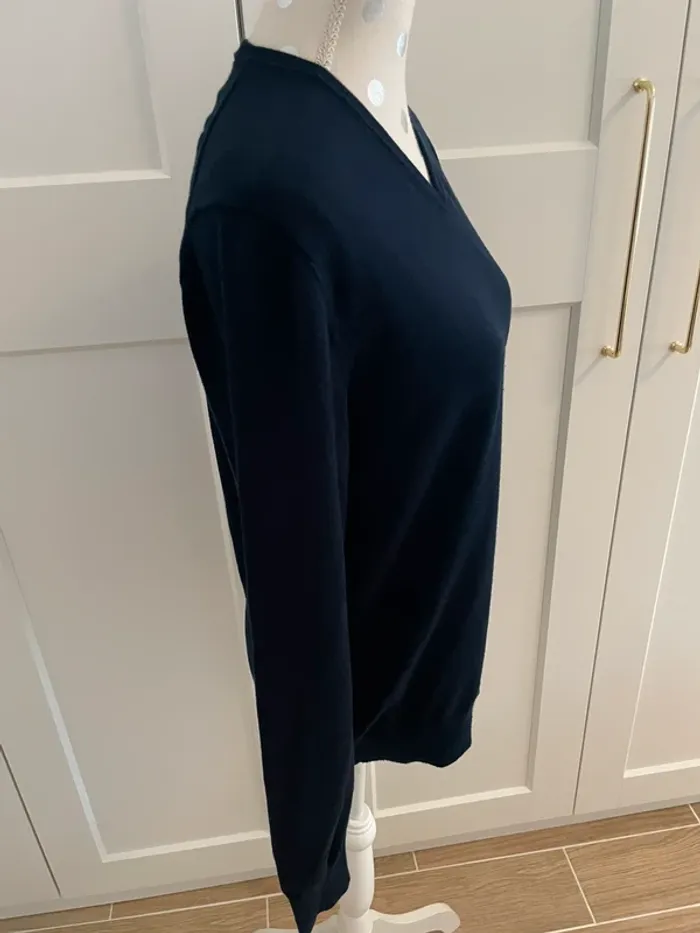 Pull marine col V , bio coton taille M neuf - photo numéro 2