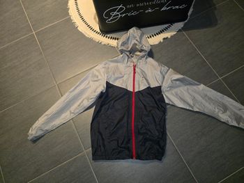K- way garçon decathlon taille 14 ans
