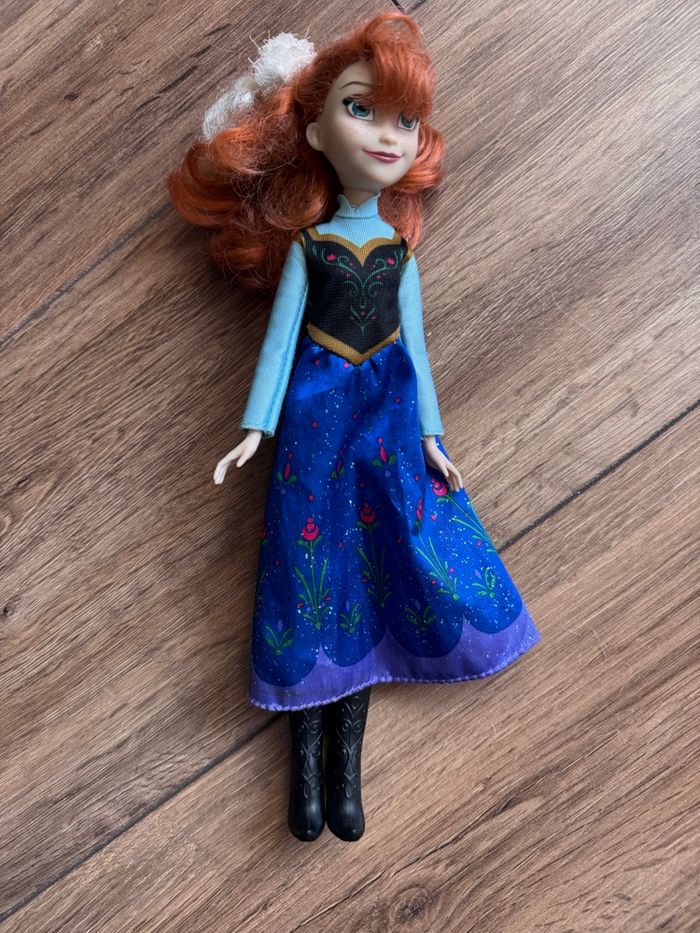 Barbie Anna qui chante et Elsa reine des neiges - photo numéro 4