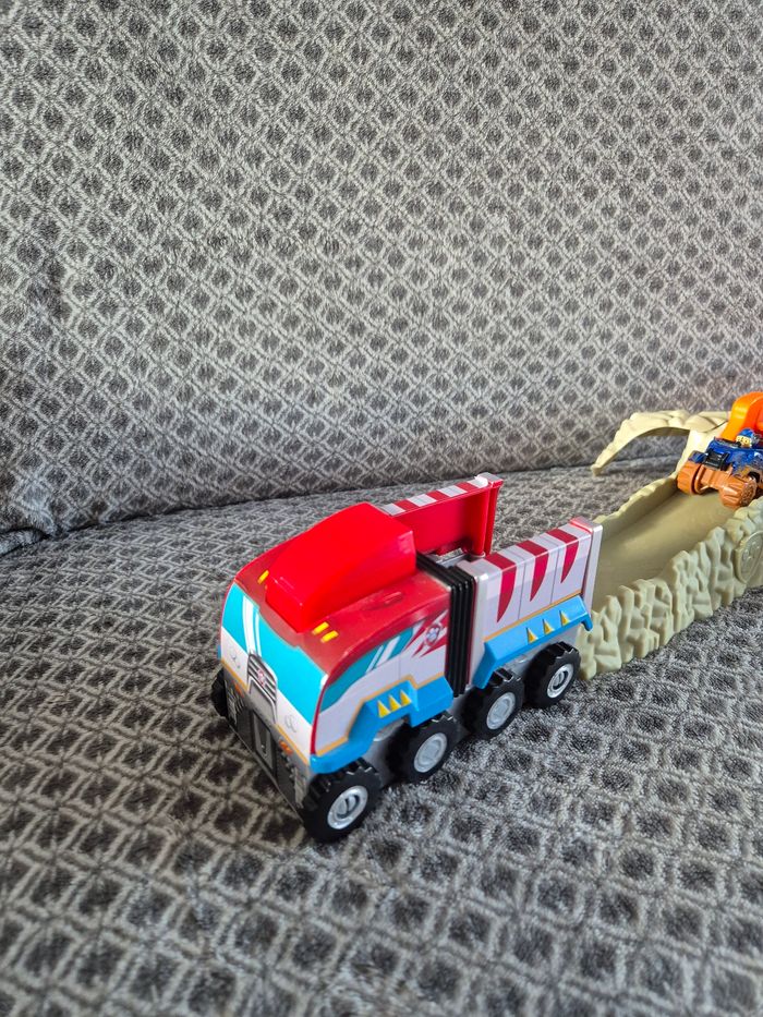 Camion - photo numéro 2