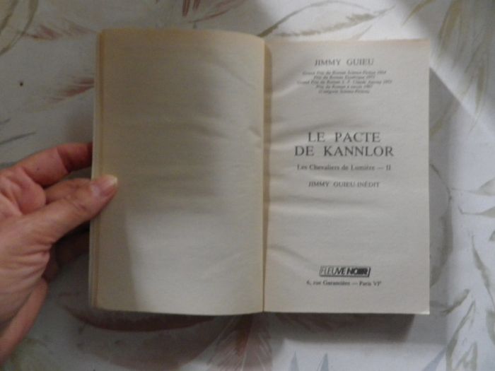 Le pacte de Kannlor T II Les Chevaliers de Lumière de Jimmy Guieu Ed. Fleuve Noir - photo numéro 5
