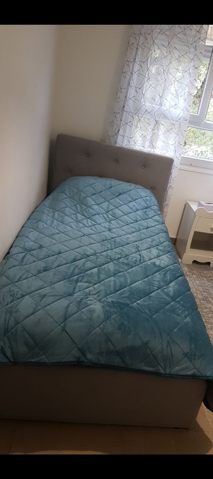 Couvre lit  velours neuf - photo numéro 4