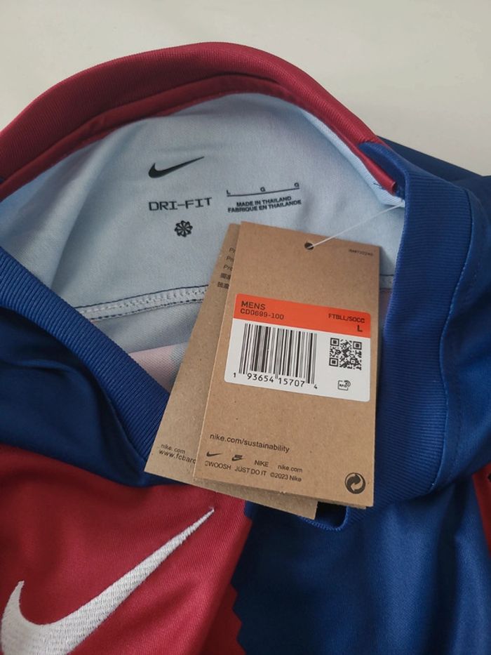 Maillot Nike FC Barcelone homme taille L - photo numéro 4