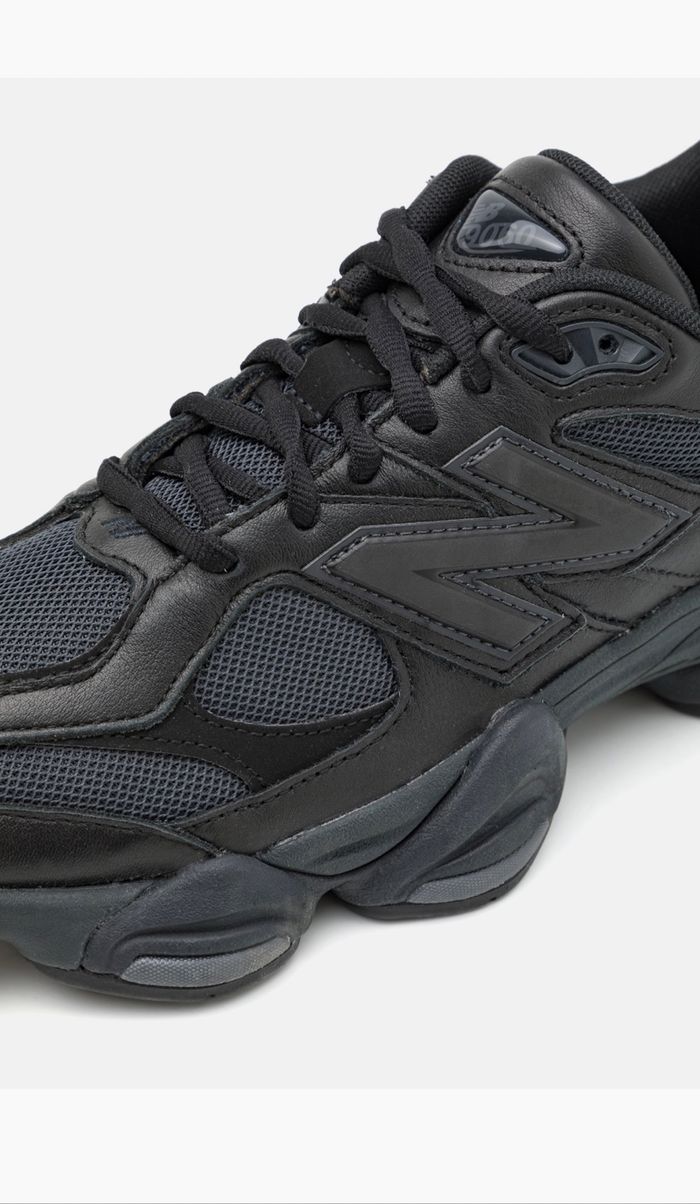 New balance noir neuf jamais porté tout les tailles disponibles - photo numéro 2