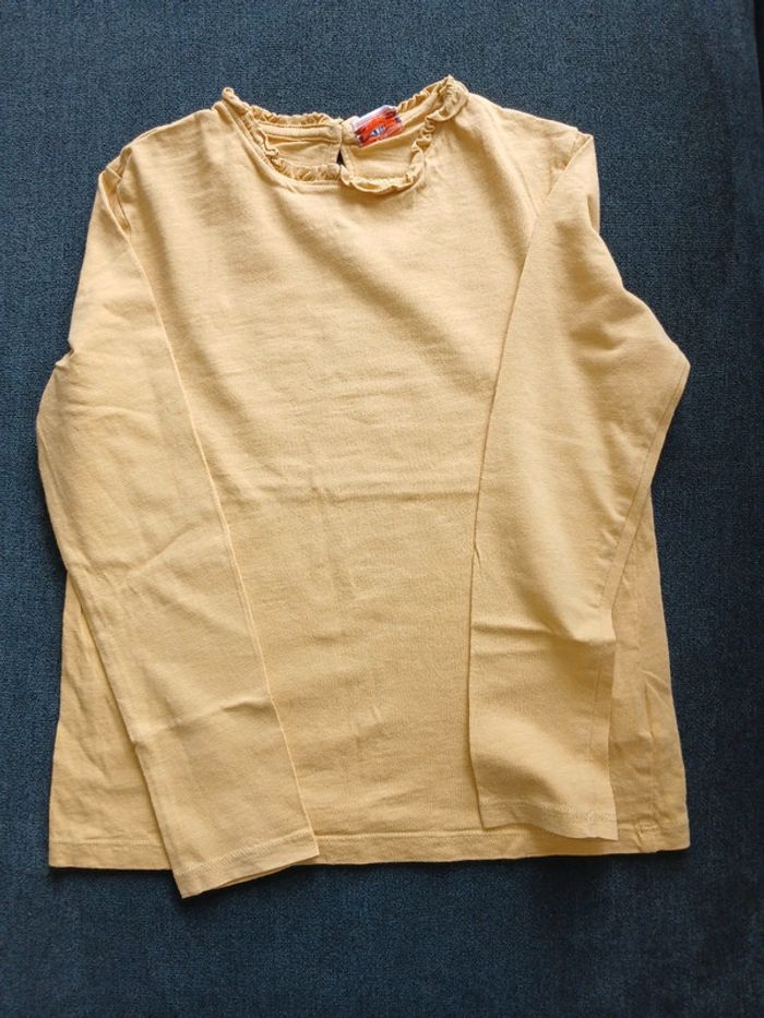 Tee-shirt fille  8 ans - photo numéro 2