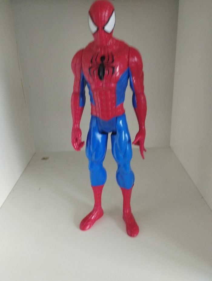 Figurine