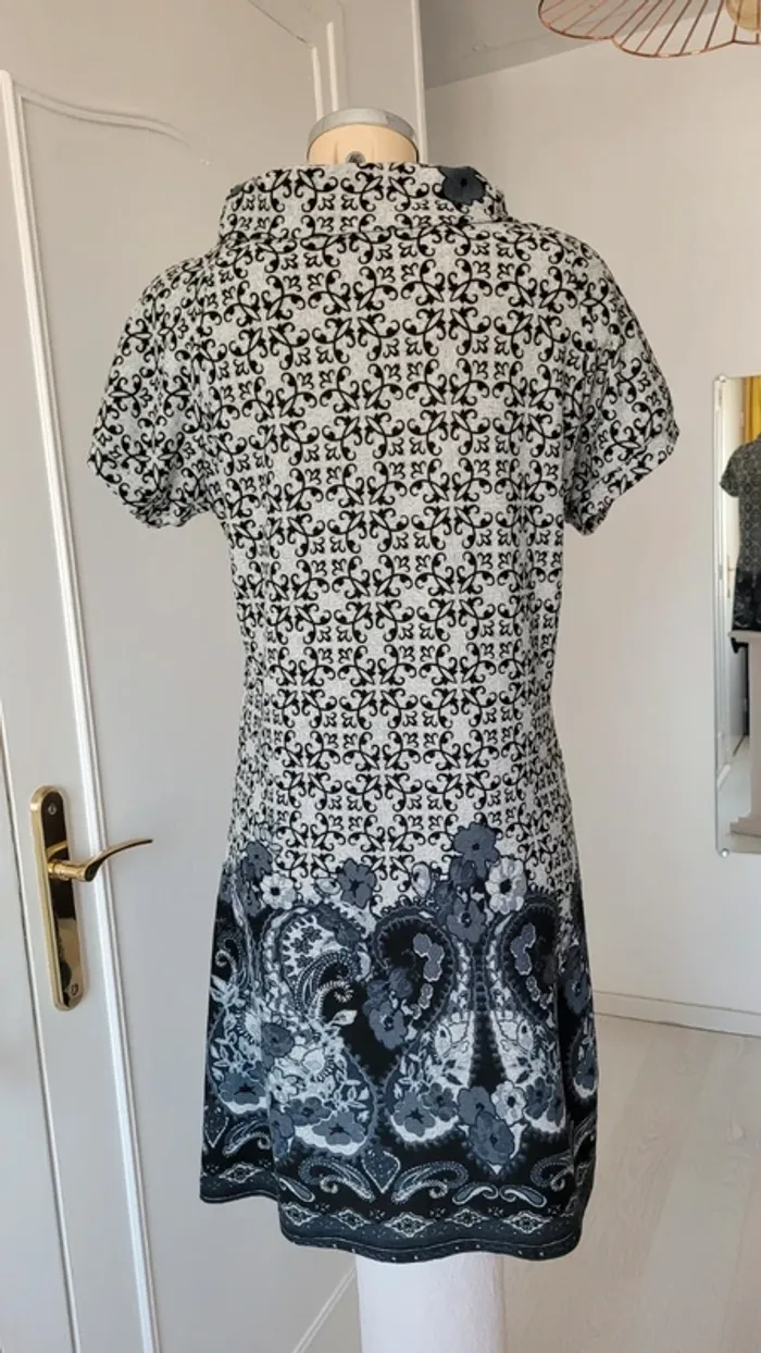 Robe Pull - Taille M/L - photo numéro 4