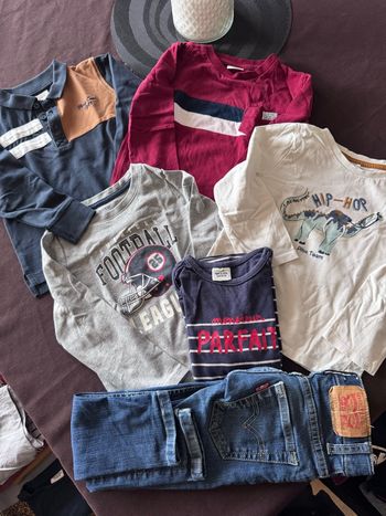 Lot 5 t-shirt + 1 jean Levis 3 ans