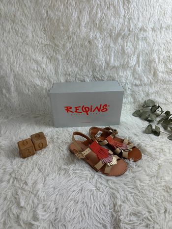 Paire de sandales Reqins taille 30