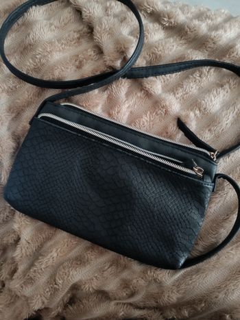 Sac bandoulière noir Atmosphere très bon état