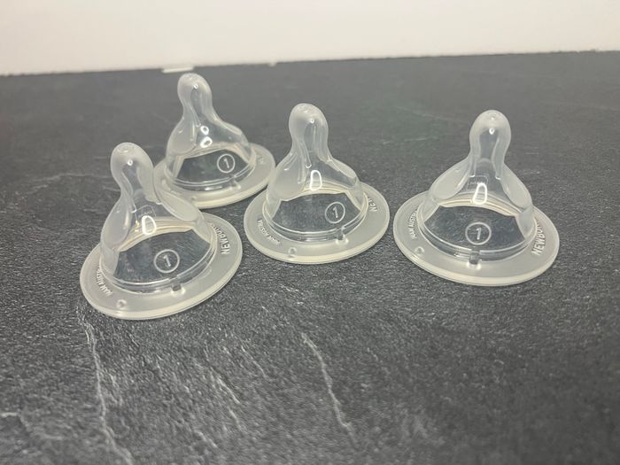 Lot de 4 tétines biberons MAM - Débit 1 - photo numéro 3