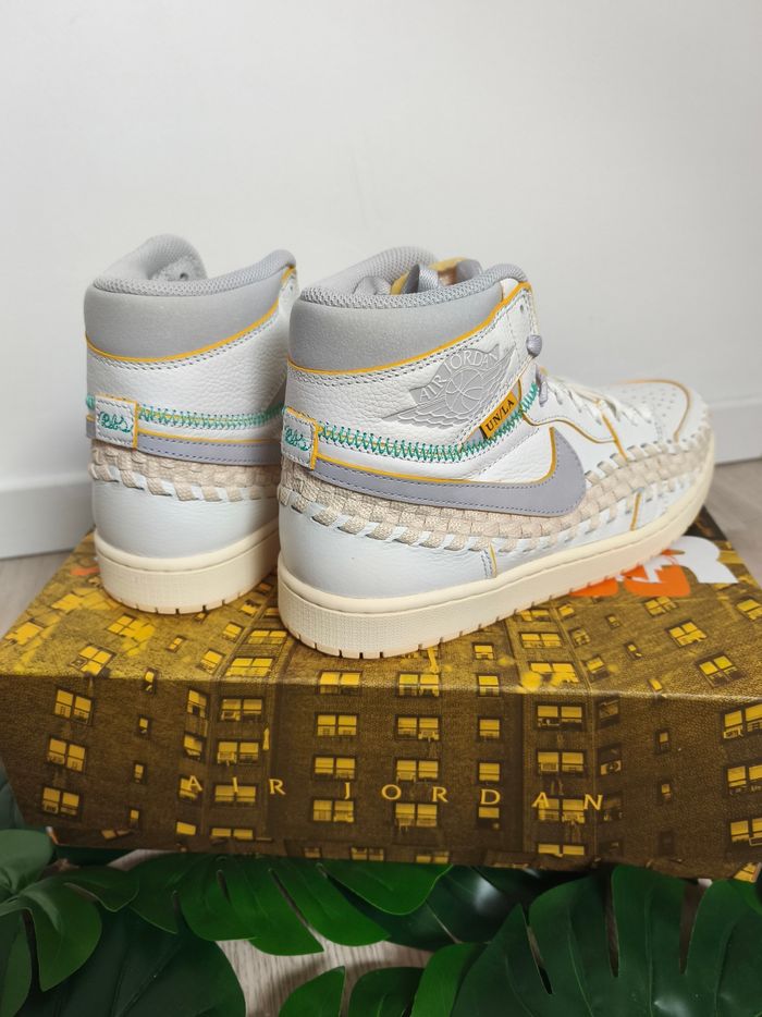 Air Jordan 1 Retro High OG x Union LA x
Bephie's Beauty Supply - photo numéro 2