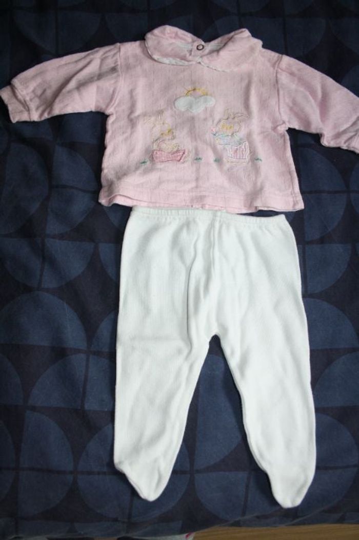 Ensemble haut en rose et bas blanc en coton en 1 mois
