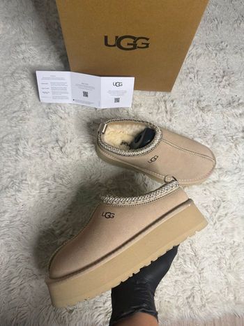 Ugg tazz II