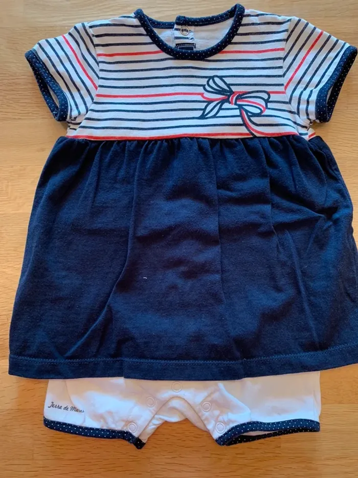Robe short 6 mois