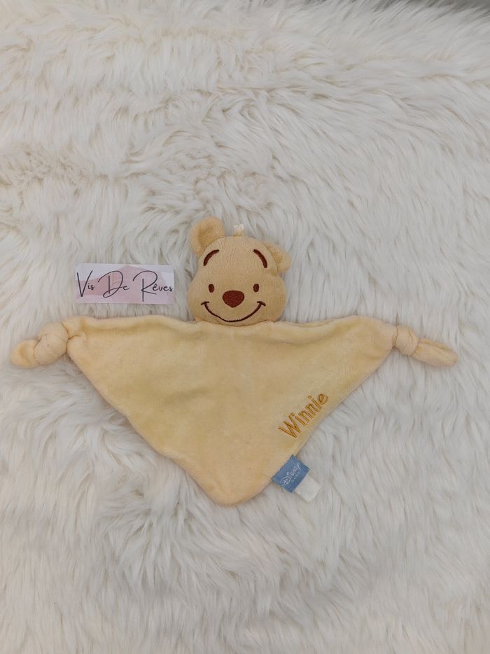 Doudou plat jaune triangle Winnie l'ourson - photo numéro 3