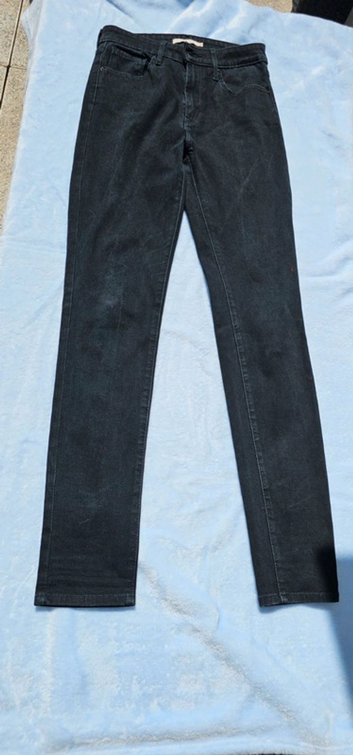 Jean noir Levis 721 high rose skinny taille 38