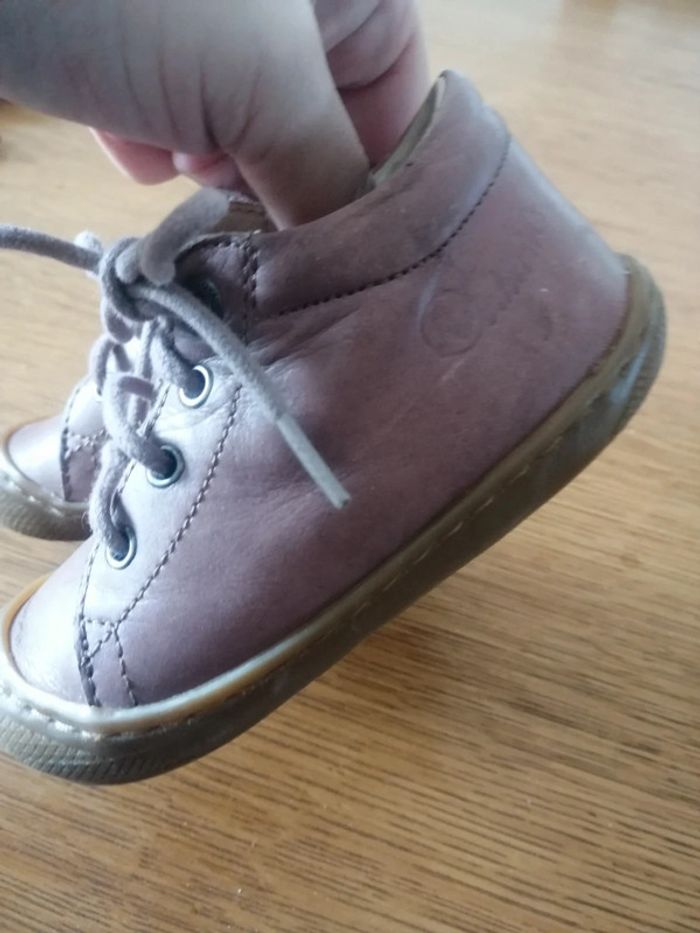 Chaussure rose à lacets - photo numéro 4