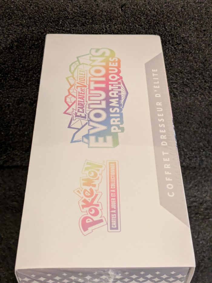 Pokémon coffret dresseur d'élite Évolutions prismatiques - photo numéro 2