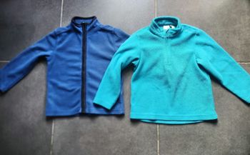 Vestes polaire taille 4 ans