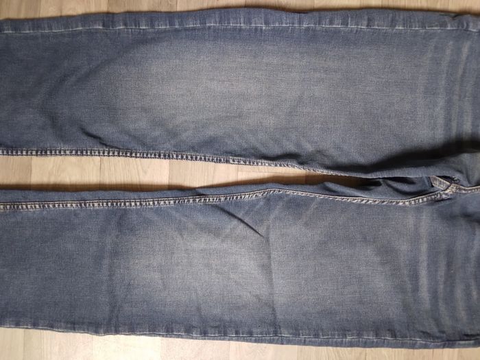 Jeans homme T.42 neuf - photo numéro 4