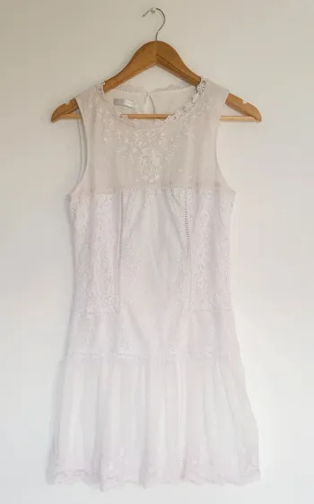 Magnifique robe en dentelle blanche taille S