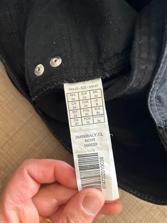 Short en jean noir femme, taille 34 - photo numéro 3