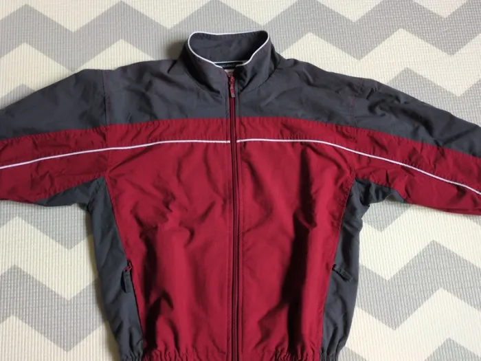 Veste survêt Decathlon 8 ans - photo numéro 2