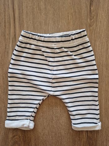 Pantalon Kiabi 1 mois