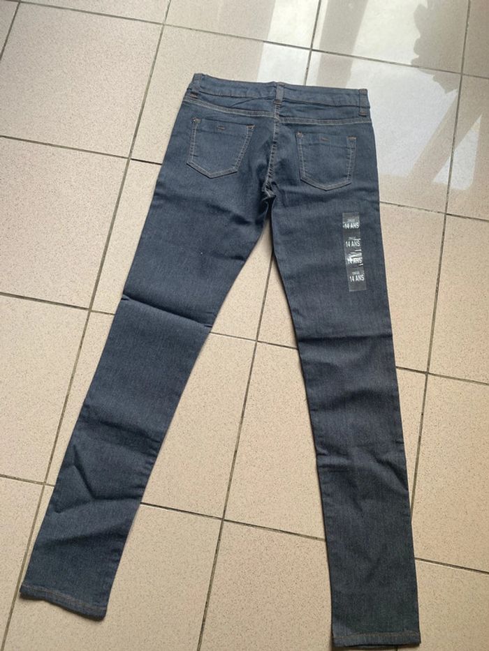 Pantalon jeans, taille 14 ans US  Urban Neuf - photo numéro 4