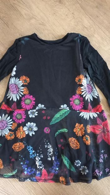 Robe noire Desigual