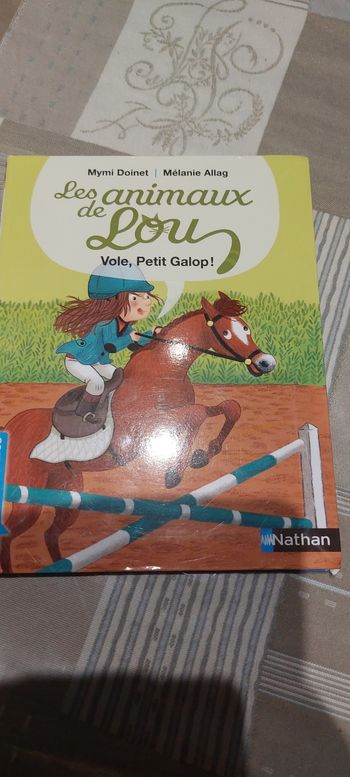 Les animaux de lou vole petit galop