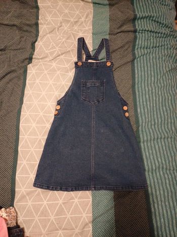 Robe salopette 12 ans orchestra très bon état