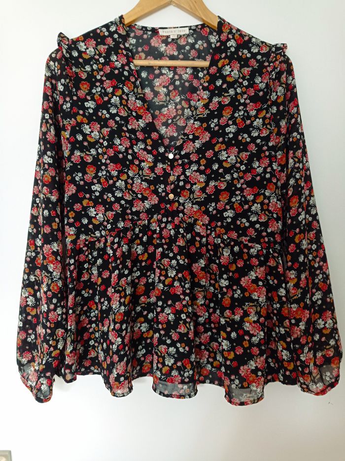 BLOUSE fleurie PEACE N' LOVE. - photo numéro 2