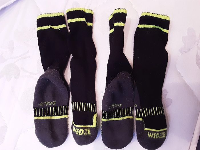 2 paires de chaussettes de ski
