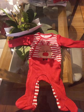 Joli pyjama mixte cerf Noël ou quotidien rouge beige marron 6:mois