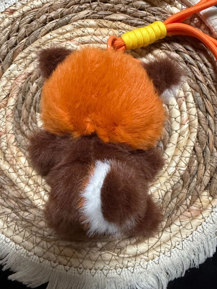 Peluche porte-clé panda roux - photo numéro 3