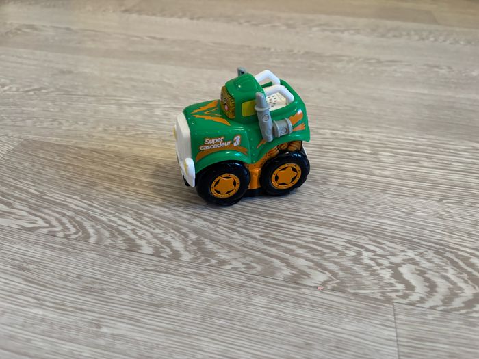 Voiture à friction