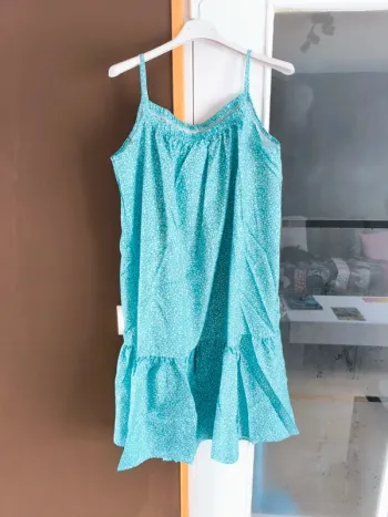 Robe mi longue à fleurs turquoises et blanches femme 42