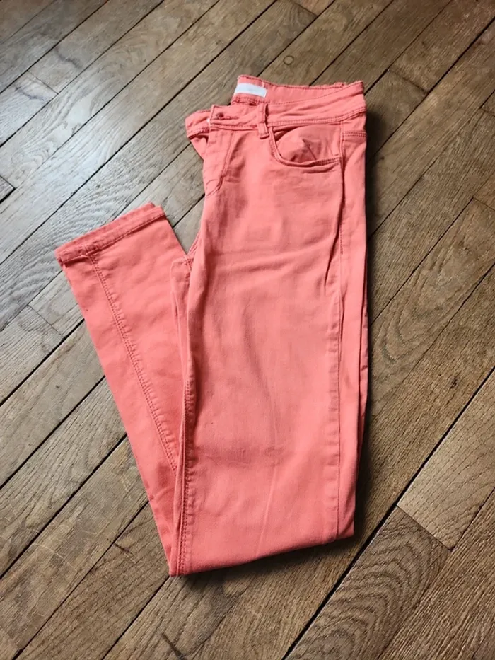 🌺Jean slim couleur corail Cache Cache T36