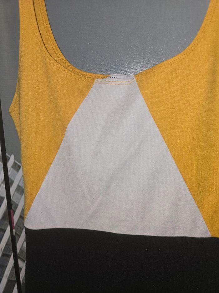 Robe d été Zara taille 36 - photo numéro 2