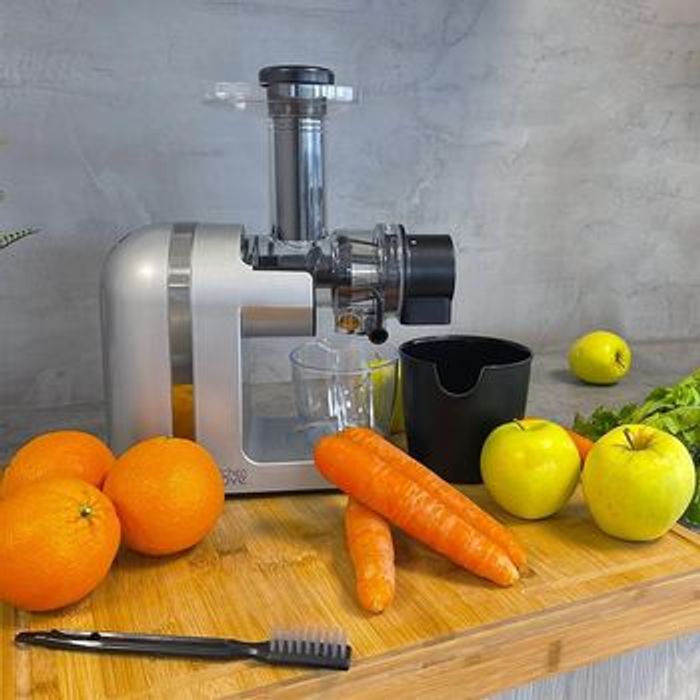Extracteur de jus de fruits pressés à Froid - photo numéro 2