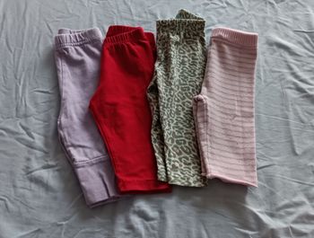 Lot pantalons taille 6 mois