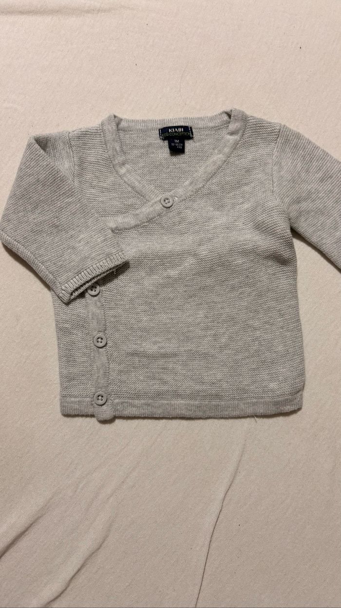 👶 Gilet Kiabi  – Taille 1 mois