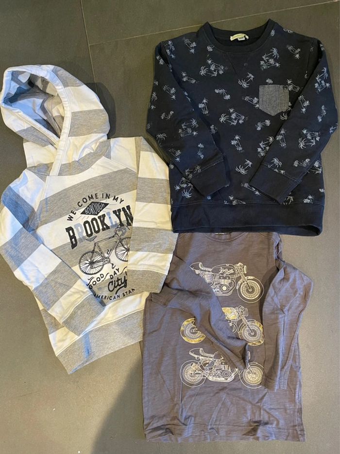 Lot sweat vertbaudet 6 ans