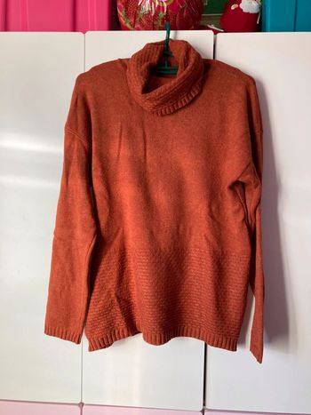 Pull col roulé taille 38/40