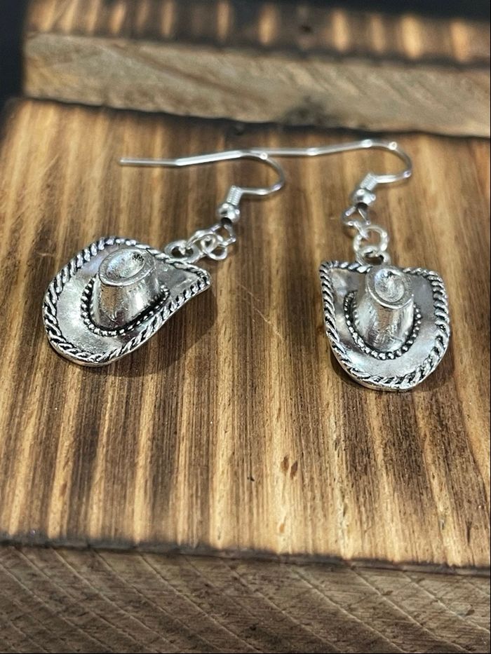 Boucles d’oreilles chapeau de cowboy country - photo numéro 3